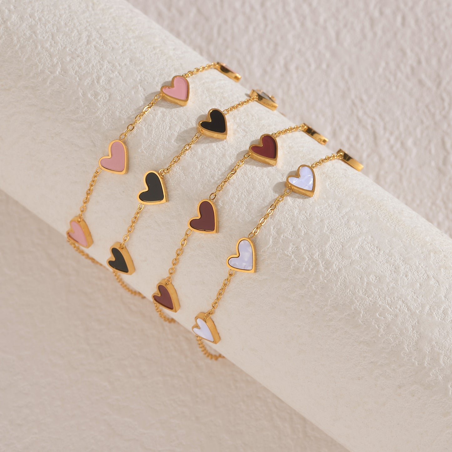 Gold Heart Charm Bracelet – Dainty Enamel Link Chain Jewelry for Women