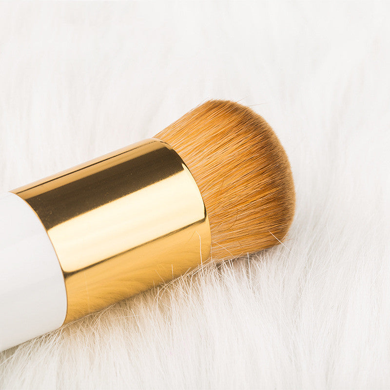 Portable Short-Handle Powder Brush | Gentle Bristles for Flawless, Fast Makeup Application