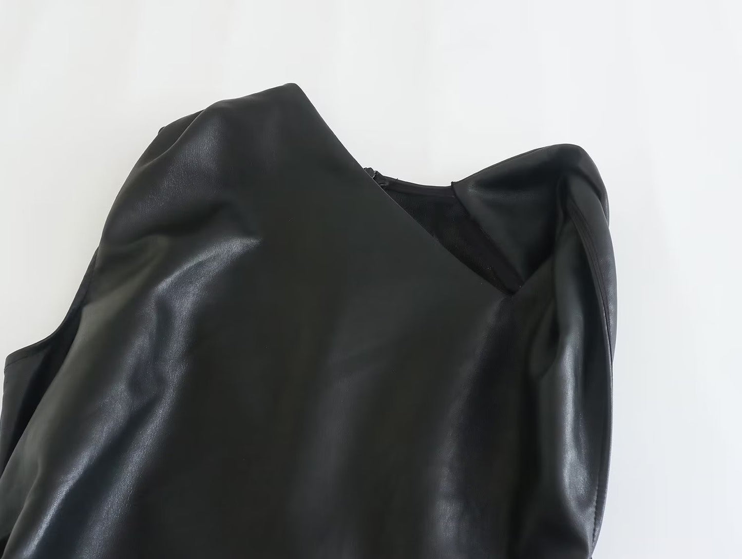 Sleeveless Black Leather Midi Dress – Elegant Bodycon Evening Dress for Women