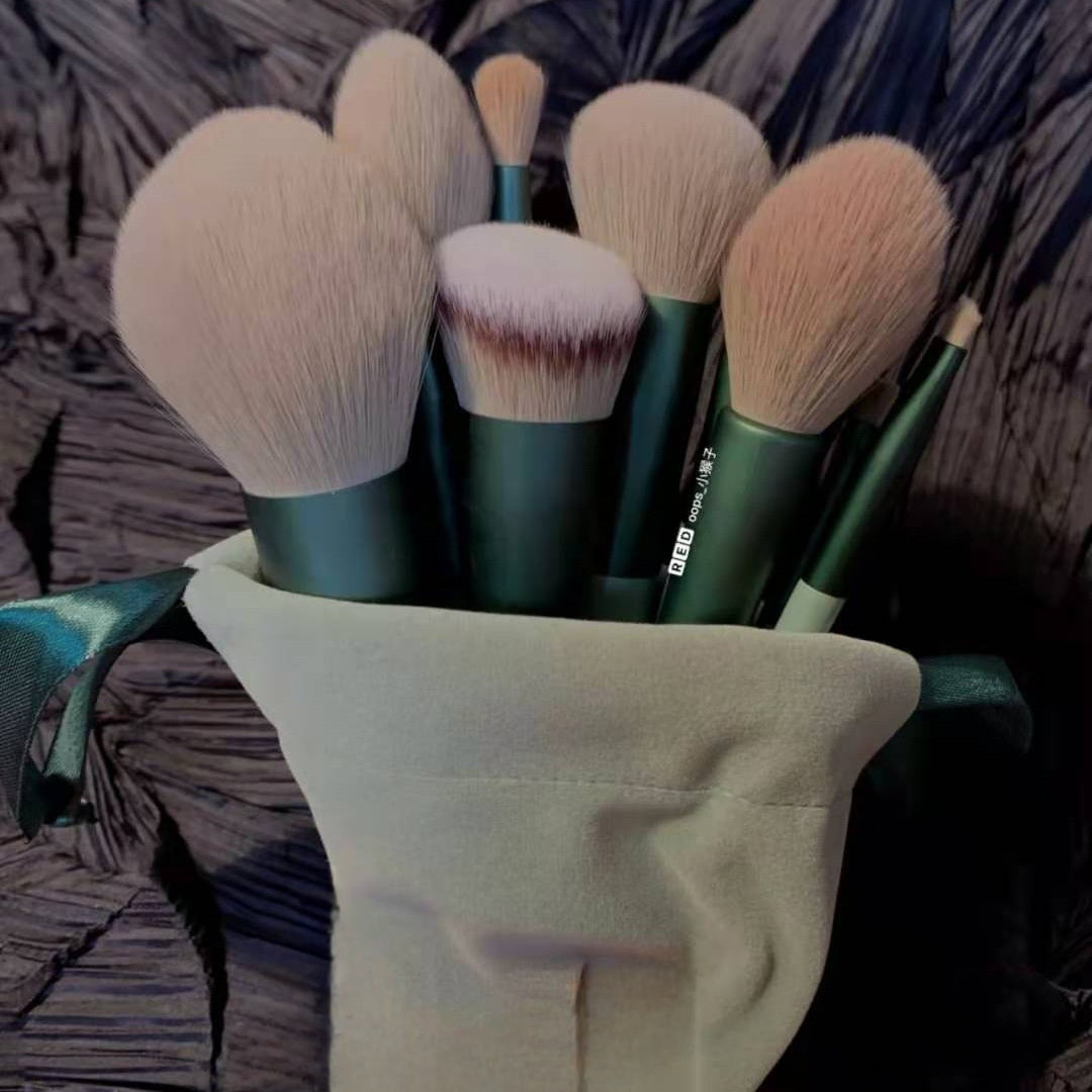 13Pcs Makeup Brush Set Make Up Concealer Brush Blush Powder Brush Eye Shadow Highlighter Foundation Brush Cosmetic Beauty Tools